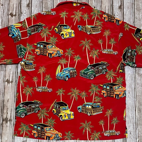Box Office Island Mens Hawaiian Novelty Print Button Shirt Red Woodie Cars, Sz L - Picture 2 of 3